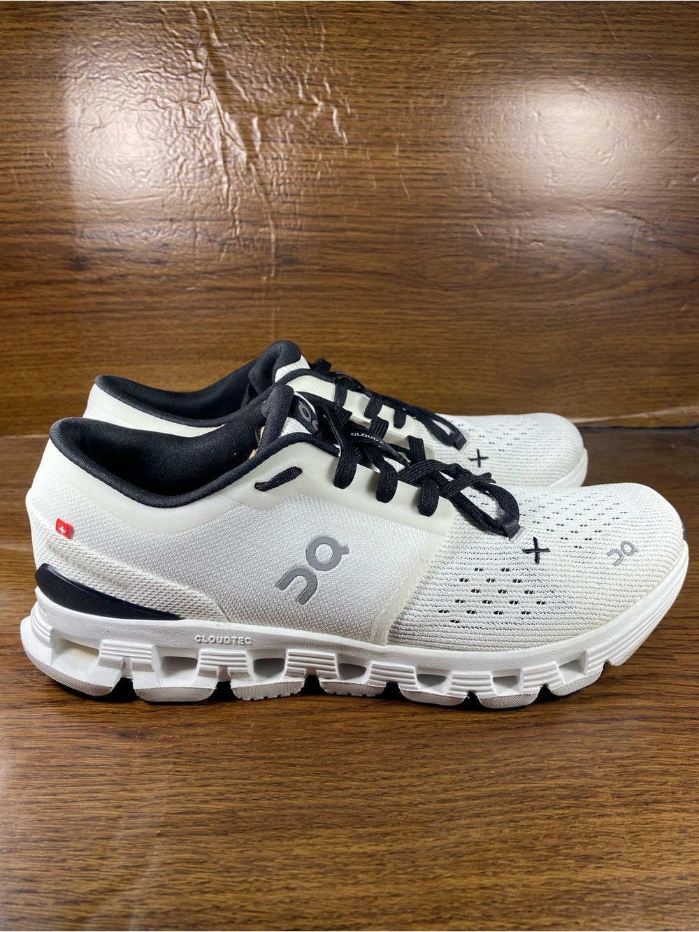 On Cloud x Women’s shoe size 10